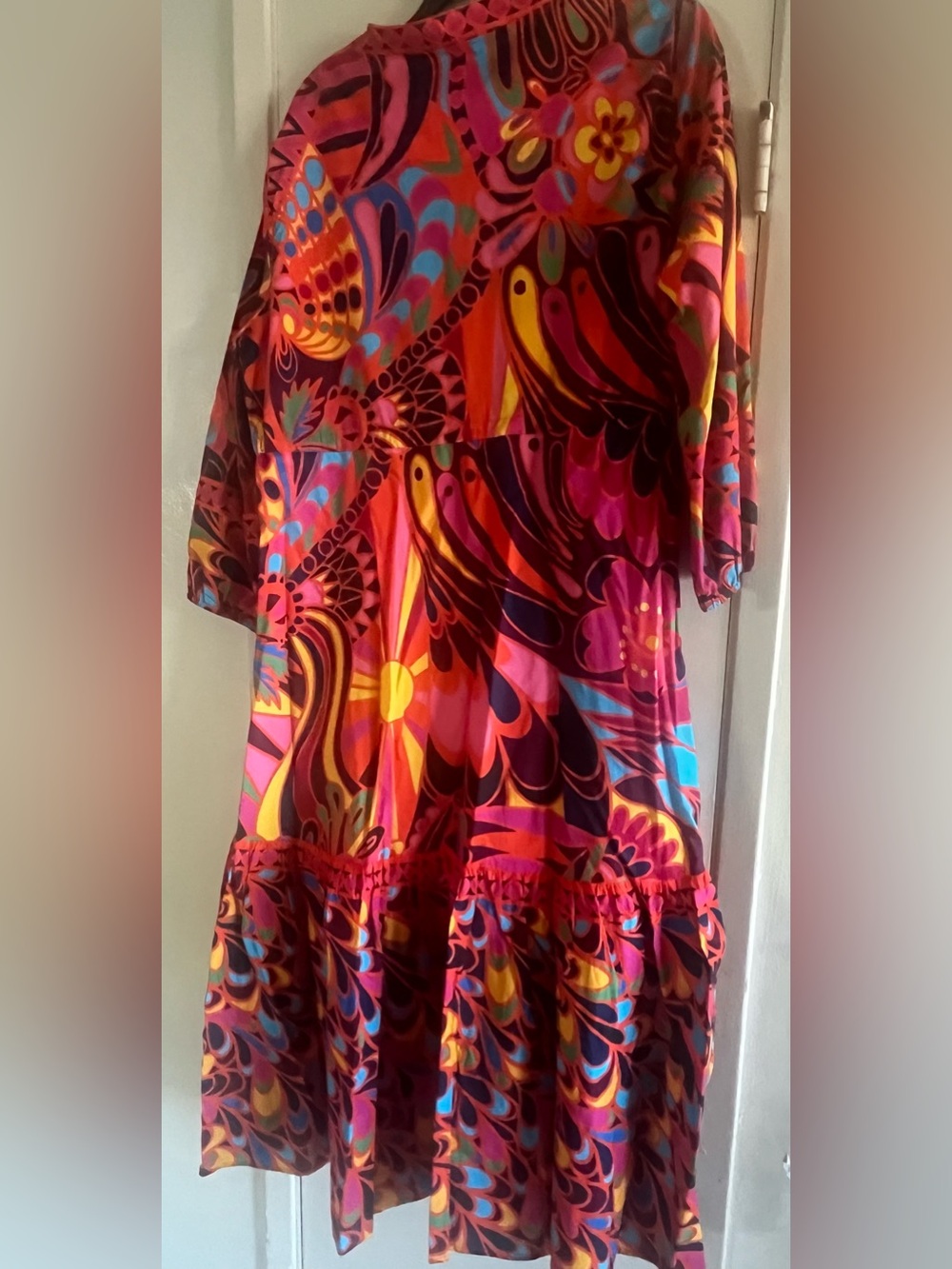 Vibrant Multi-Color Floral Shift Dress - Pink/Orange by Lesley Evers